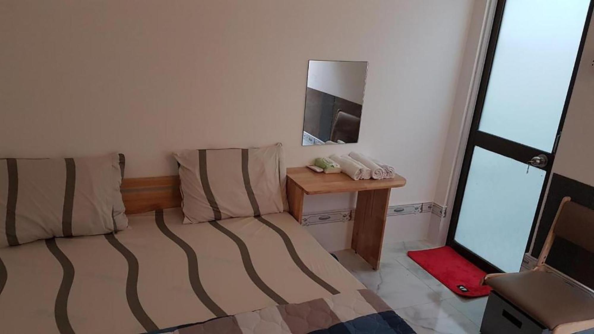 Hoa Lan Motel & Homestay Giong Tu Dien ภายนอก รูปภาพ